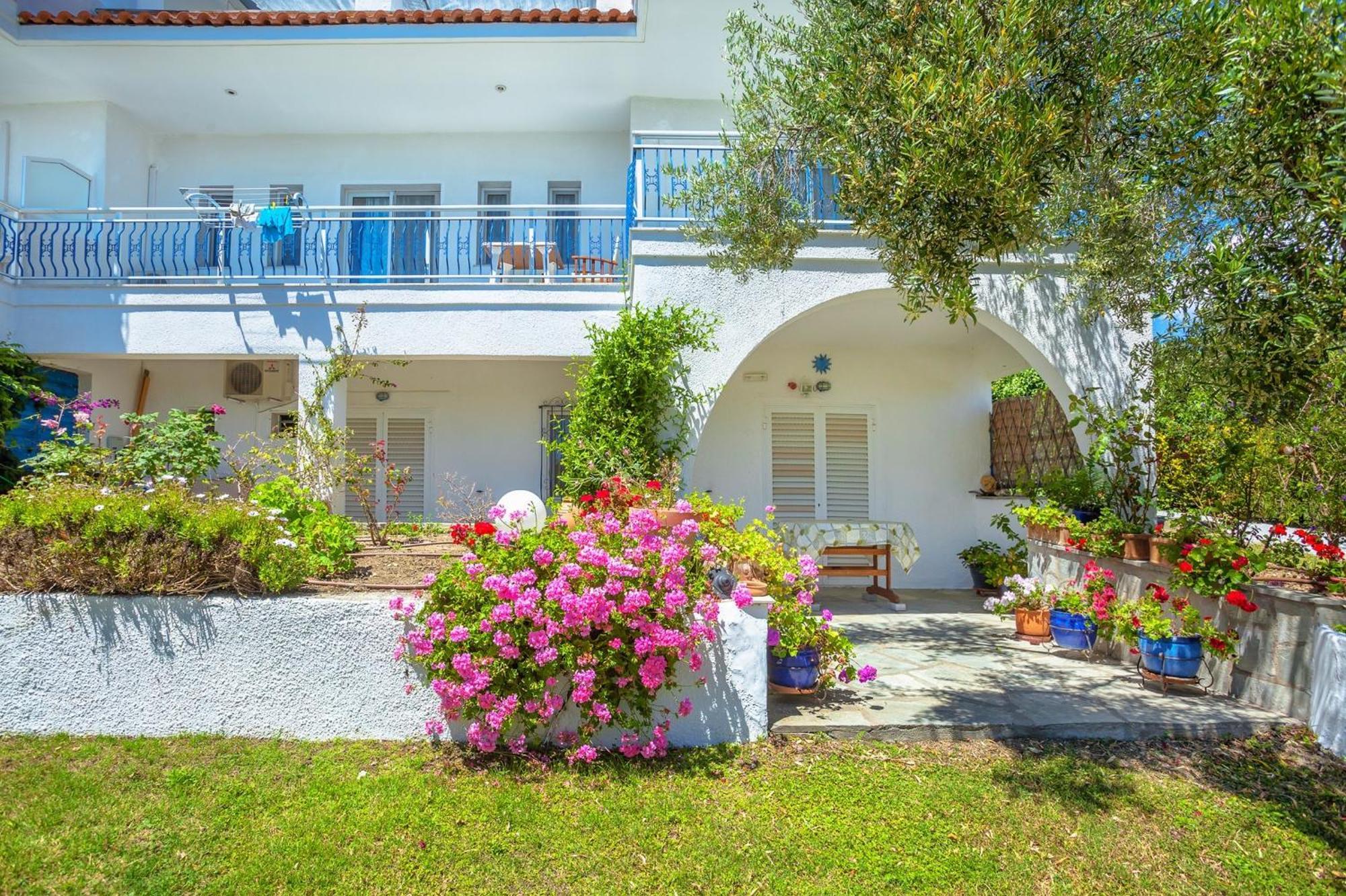 Apartment Xenios Faros Possidi